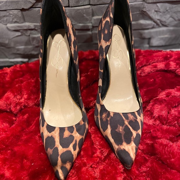 Jessica Simpson Leopard Print Size 12 Shoes - Picture 2 of 8